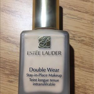 Estee Lauder double wear foundation shade 1N1