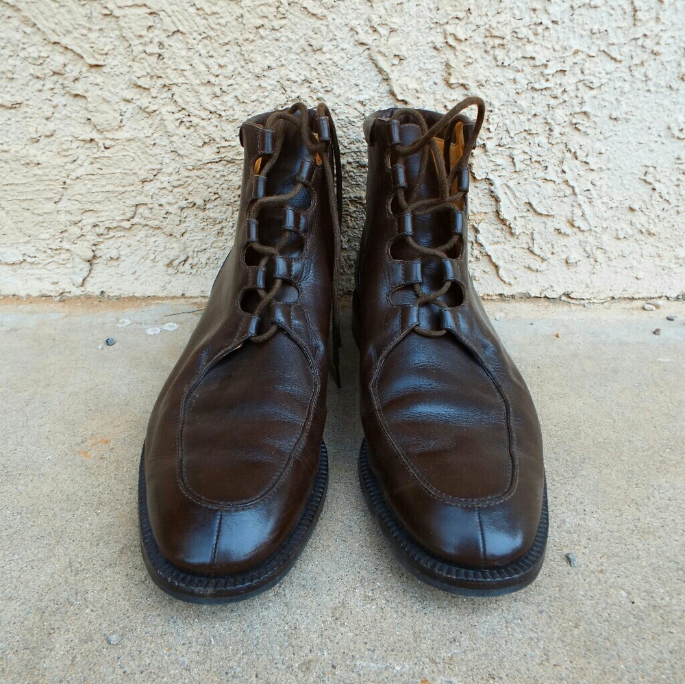 Gravati per Neiman Marcus equestrian ankle booties