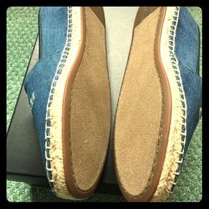 New beautiful coach shoes.