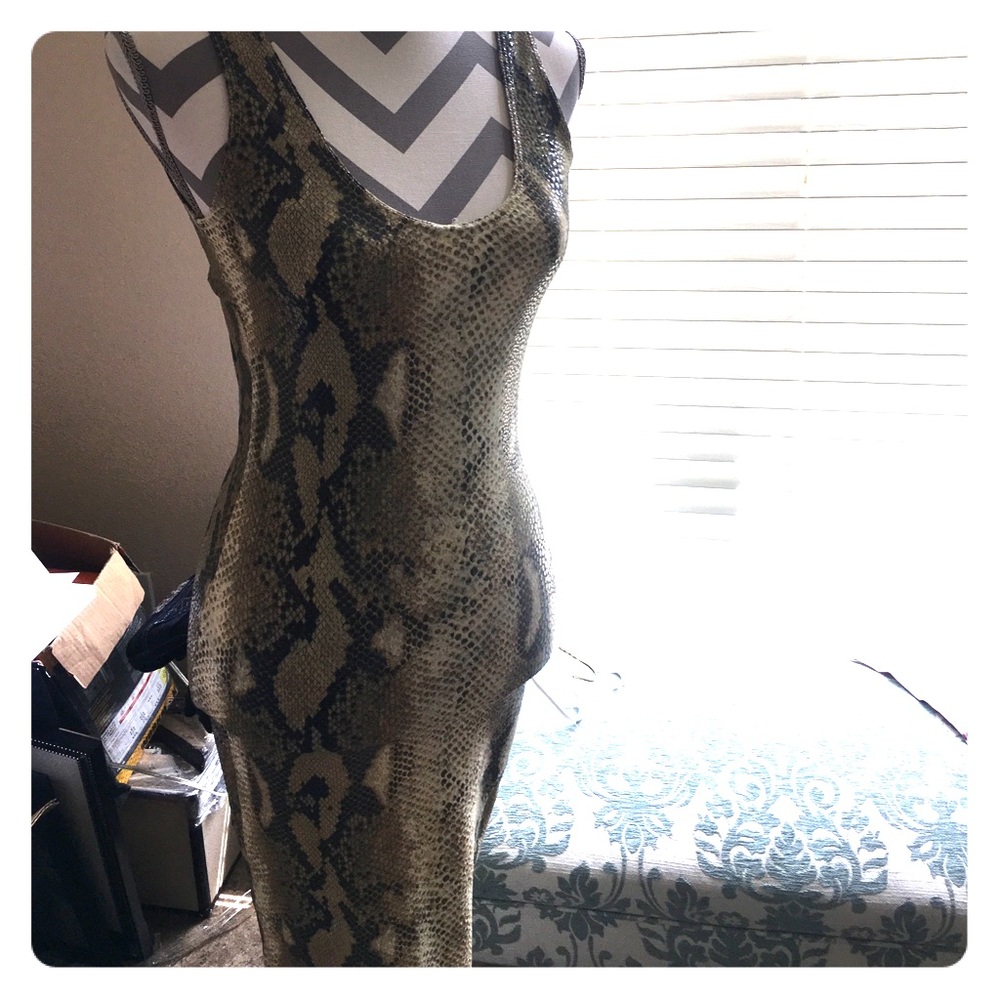 Stretchy snakeskin style dress