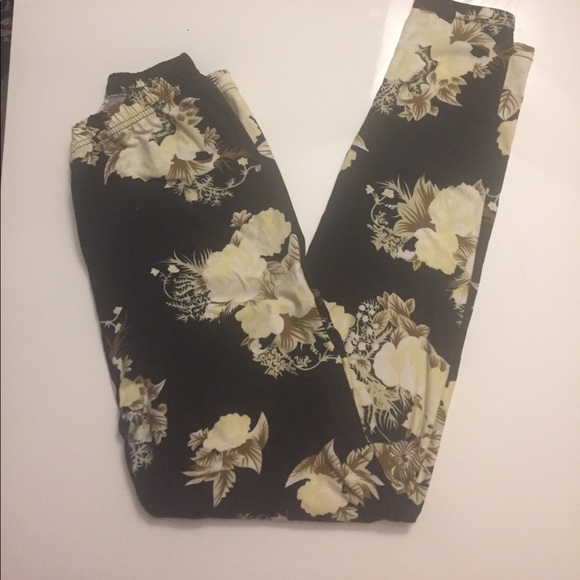 Floral Legging - Picture 6 of 6