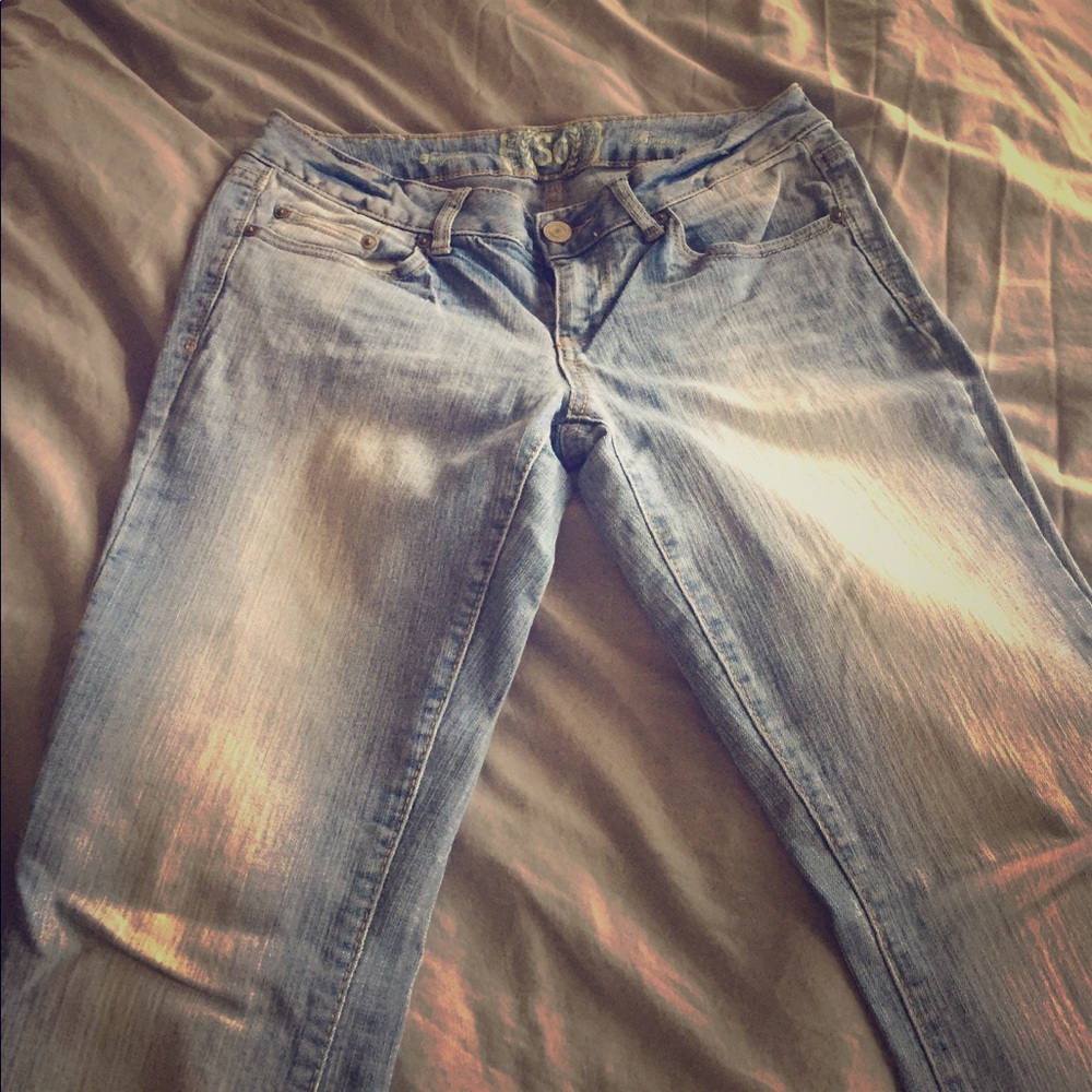 Size 9 regular So Bootcut Jeans