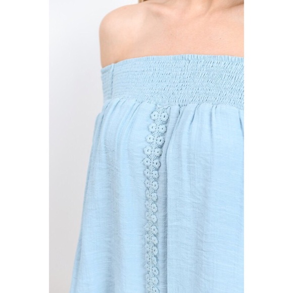 >>LAST<< Flutter On Off-The-Shoulder Top - Picture 2 of 5