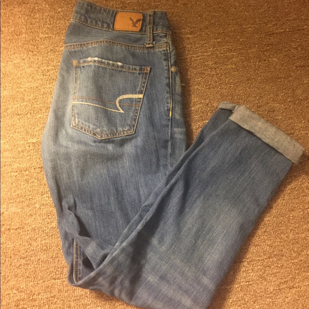 AMERICAN EAGLE BOYFRIEND JEANS