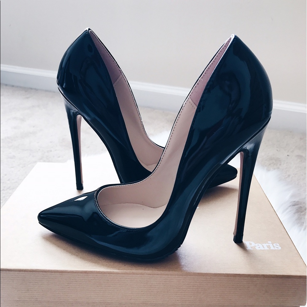 🎀✨New! Patent high heeled pumps - black size 6✨🎀