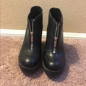 Faux Leather Chunky boots.