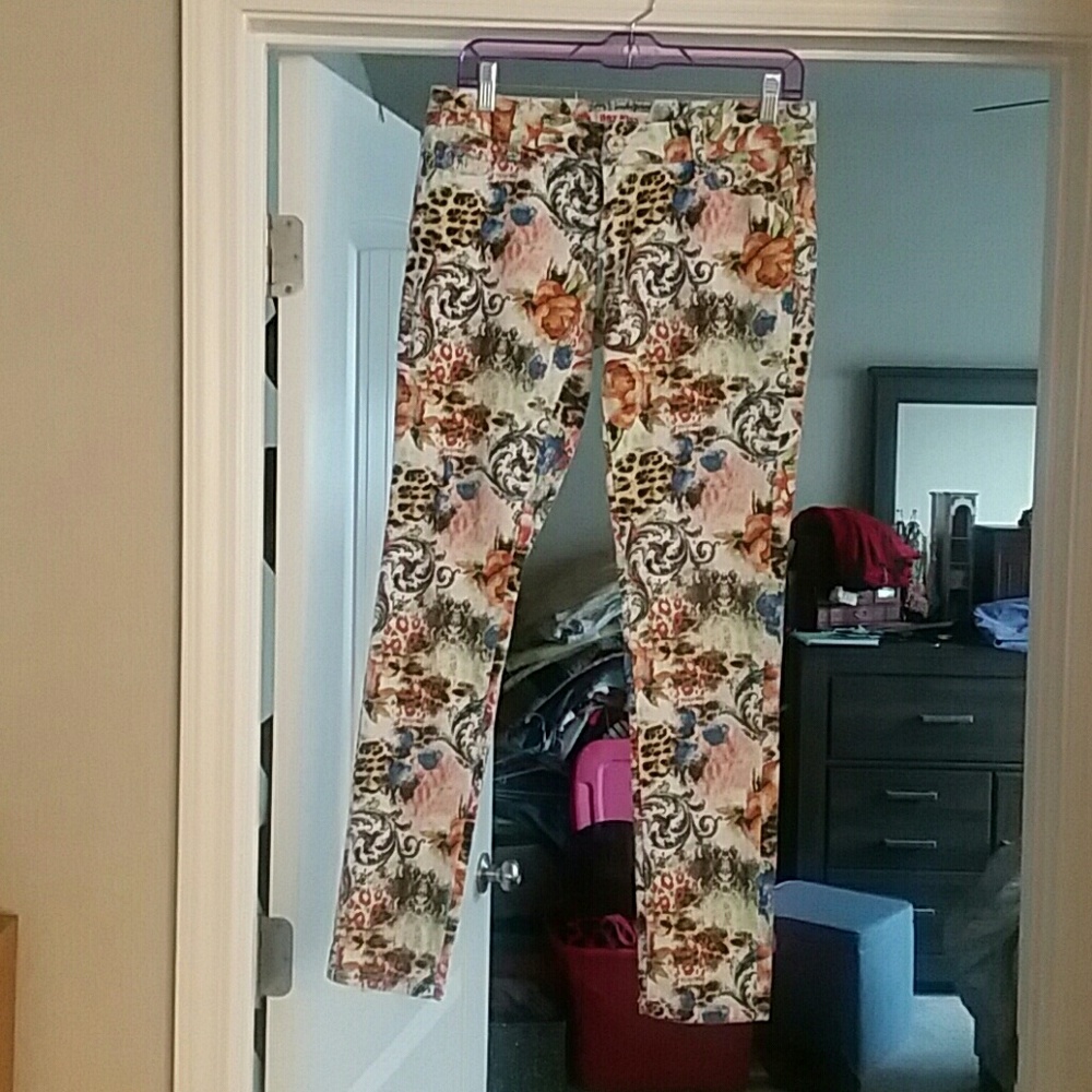 Hot Kiss skinny jeans