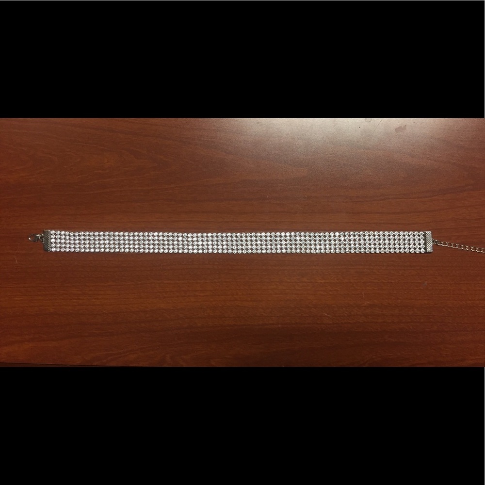 💠 Full Rhinestone Chocker Necklace 💠 - Picture 3 of 3