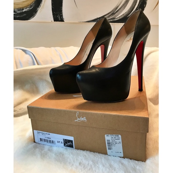 Christian Louboutin Daffodile: Black. Size 37.5 - Picture 2 of 7