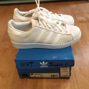 Used Superstar Addias