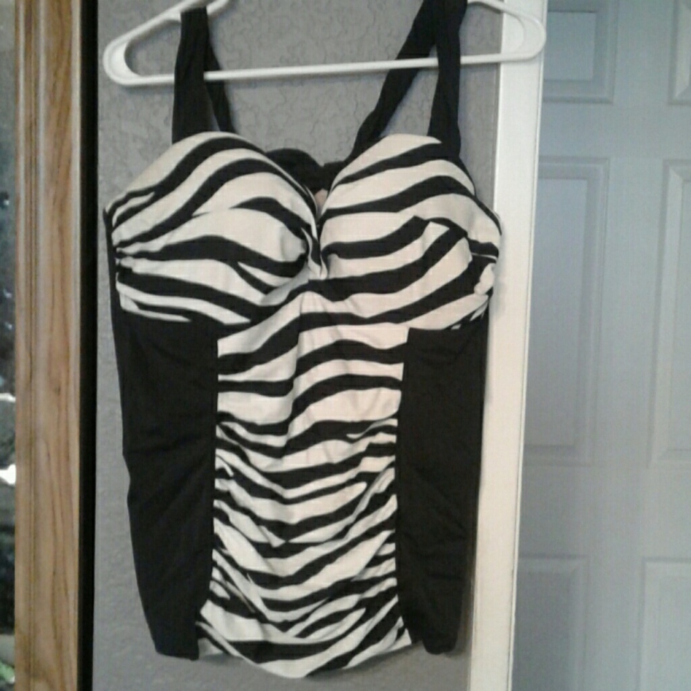 Lane Bryant Cacique tankini