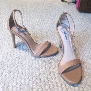 Nude heel