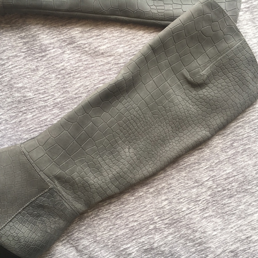 Sam Edelman Suede Riding Tall Grey Boots Crocodile - Picture 4 of 8