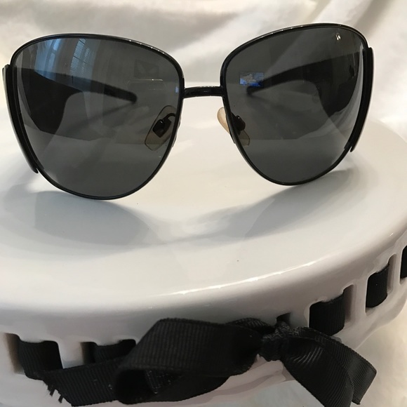 Dolce Gabbana vintage Sunglasses 100% authentic! - Picture 3 of 5