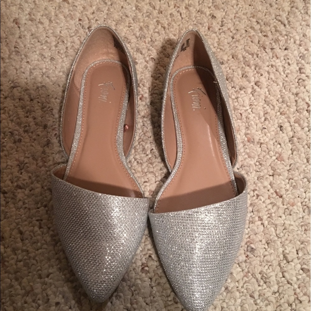 Silver flats