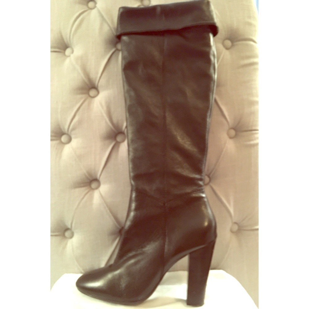 Black leather thigh high Aldo Boots!