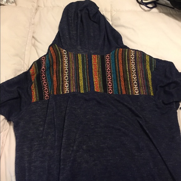 Lightweight hoodie size L - Picture 3 of 3