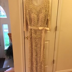 Formal lace Patra dress