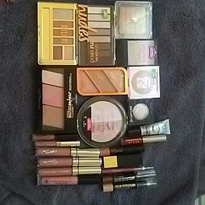 Huge Makeup Bundle!