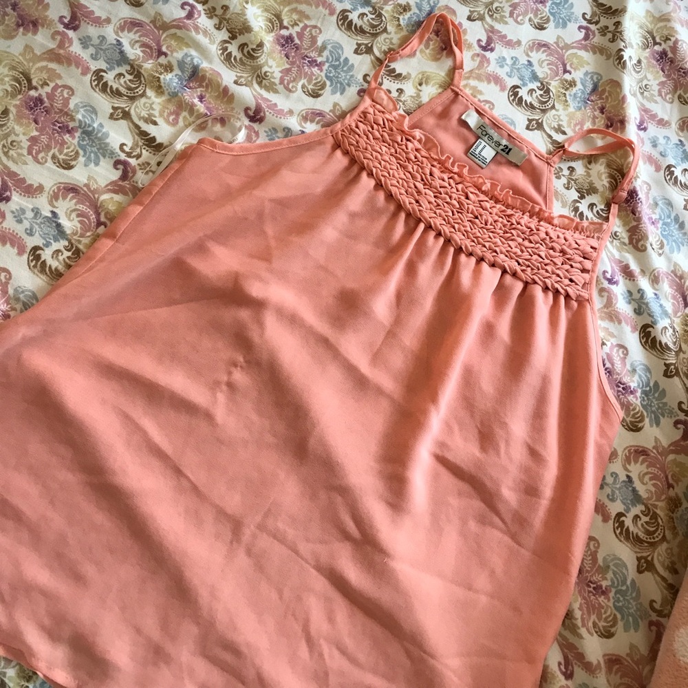 Peach tank top in M