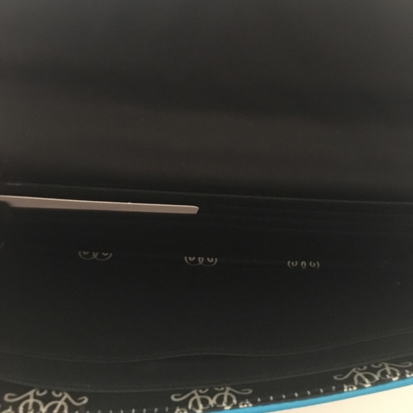 🔥Brand new Jessica Simpson turquoise wristlet 🔥 - Picture 4 of 4