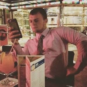 Meet your Posher, Devon