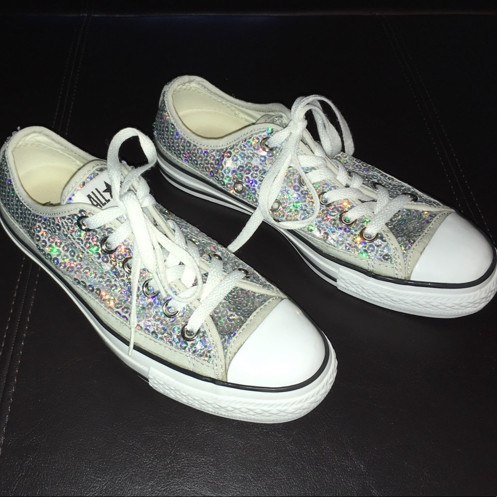 Sequined low top converse
