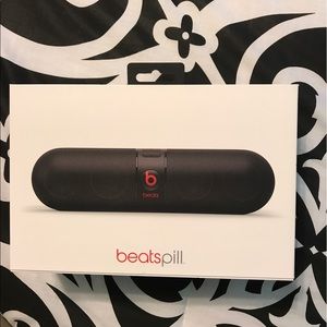 Beats Pill speaker