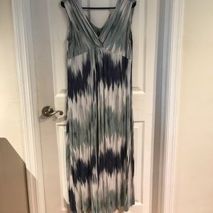 Long, sleeveless dress, great condition