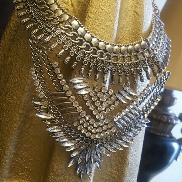 💎NWT Extravagant Boho necklace - Picture 3 of 4