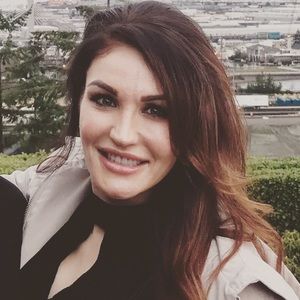 Meet your Posher, Tiffany