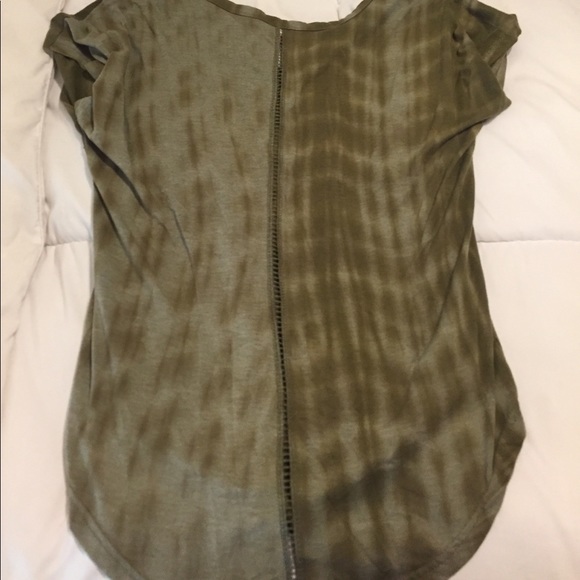 Green loose fitting t shirt - Picture 3 of 4