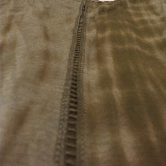 Green loose fitting t shirt - Picture 4 of 4