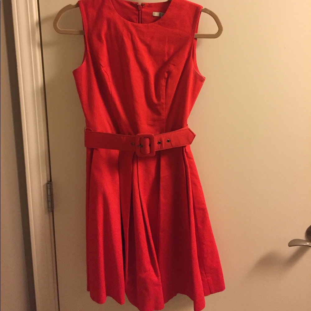 Red BB Dakota sleeveless dress with matching belt