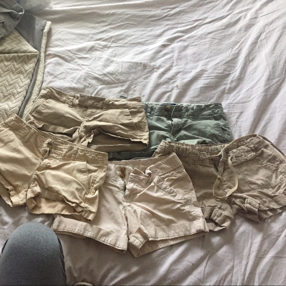 5 pairs of shorts American eagle 🦅 hollister