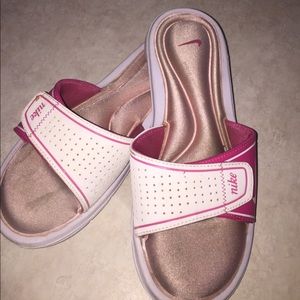 Pink & white women's Nike slides size 8