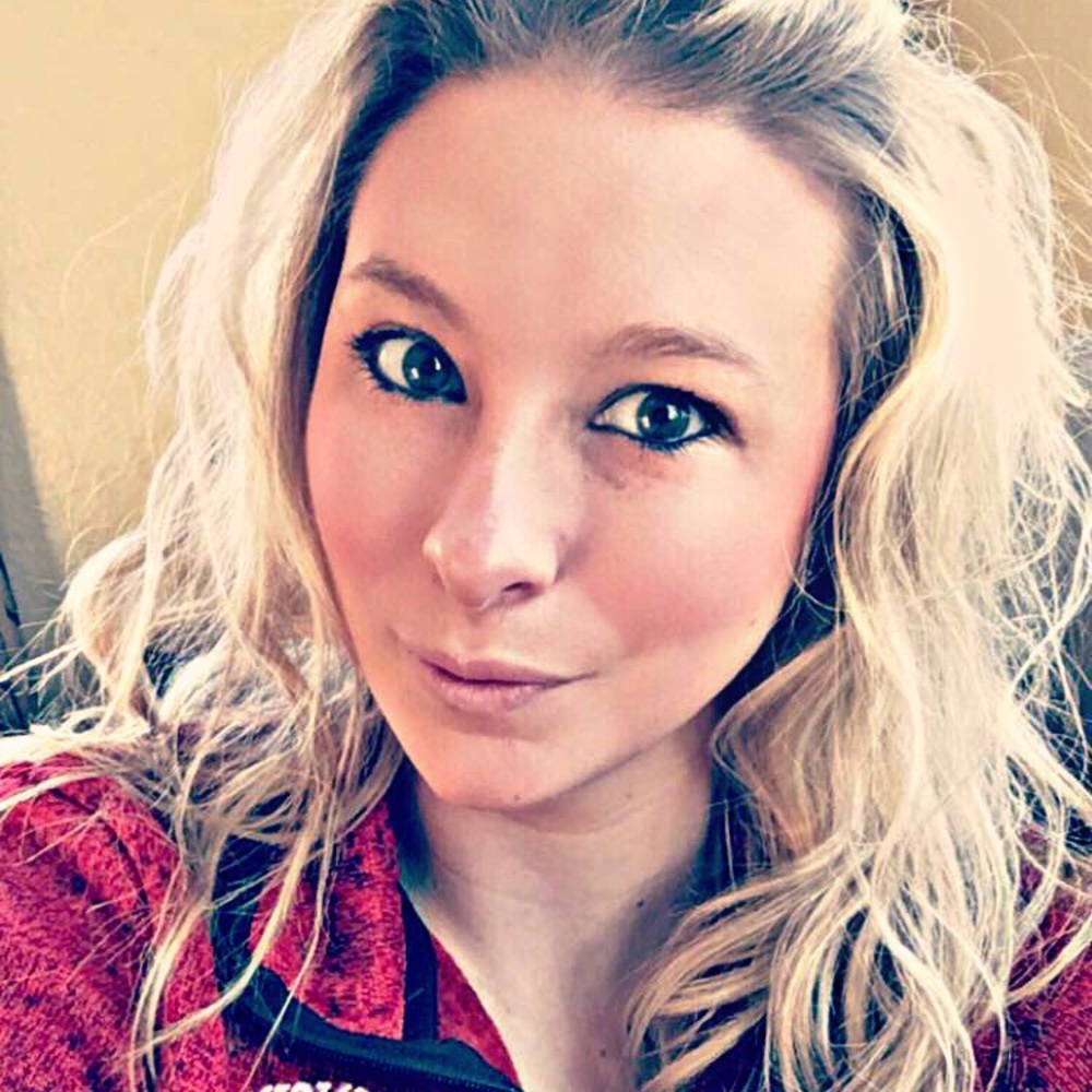 Meet your Posher, Victoria