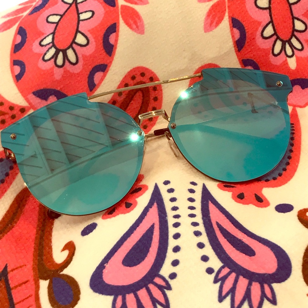 ☀️SUMMER SUNNIES☀️ New in stock