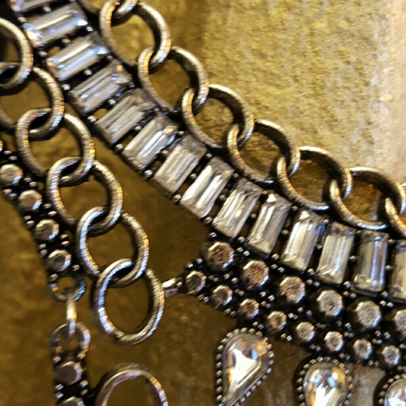 💋NWT Extravagant Boho Tribal necklace - Picture 4 of 5