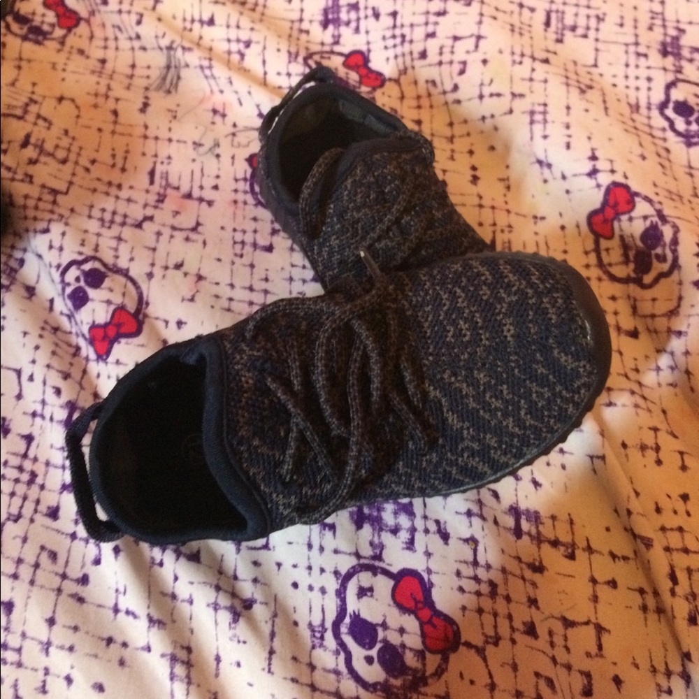 Kids shoes