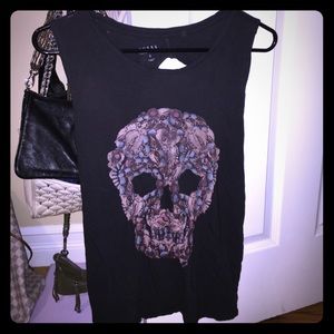 Skull muscle tank top with open back detail