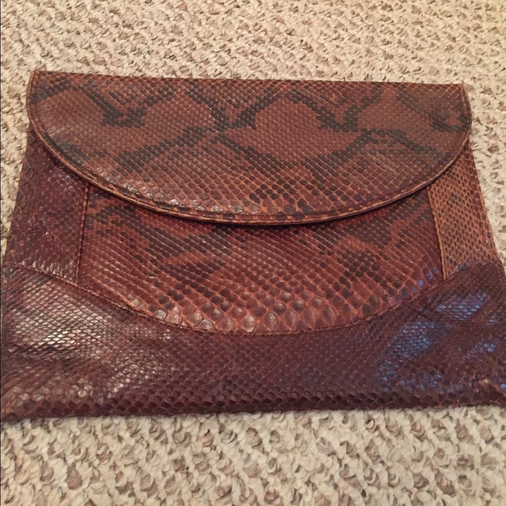 ❤️SALE VINTAGE 1970's, BROWN SNAKESKIN CLUTCH BAG