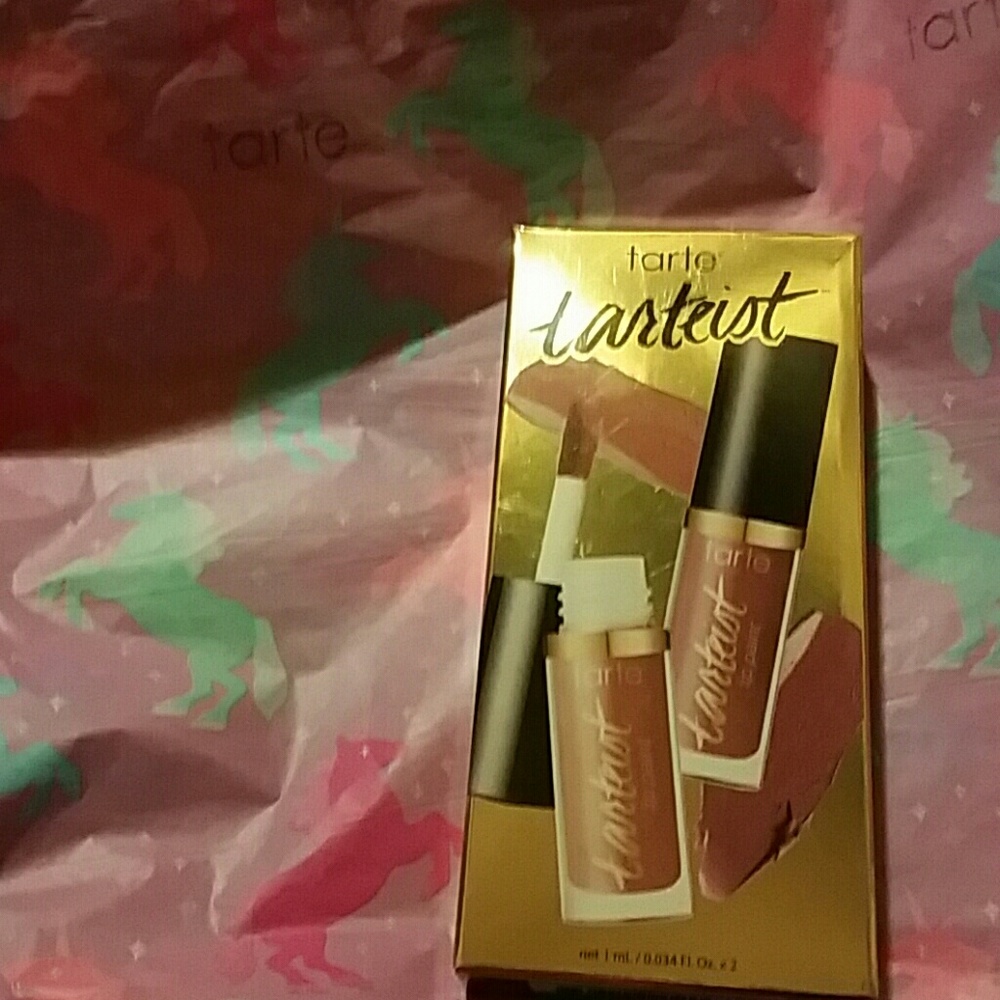 Tarte lip wardrobe volume 2