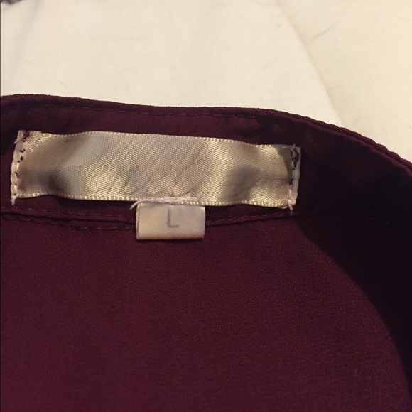 Maroon sheer button up - Picture 2 of 4