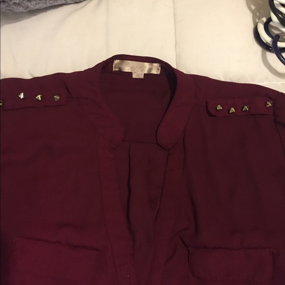 Maroon sheer button up - Picture 3 of 4