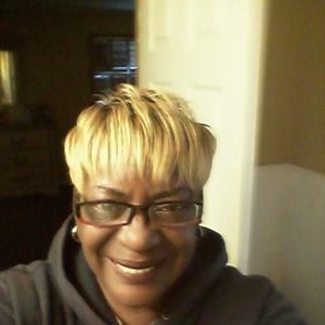 Meet your Posher, Renee