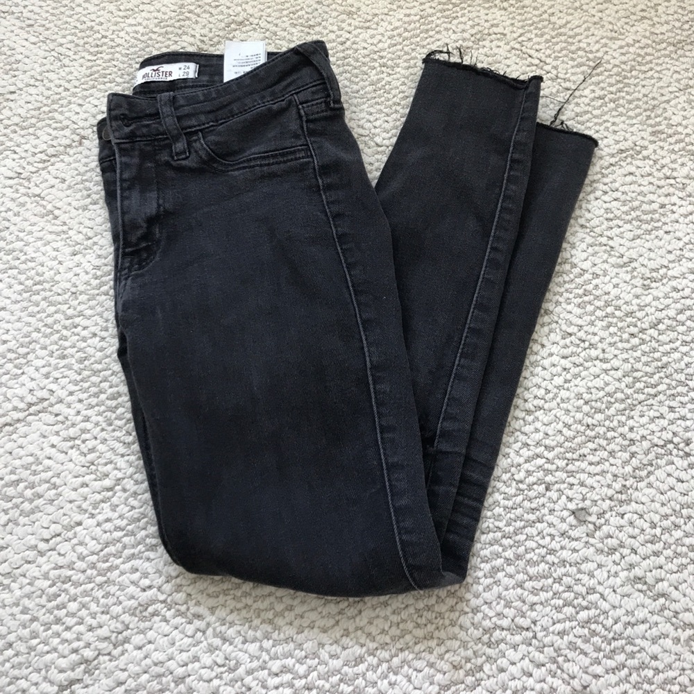Black Skinny Jeans