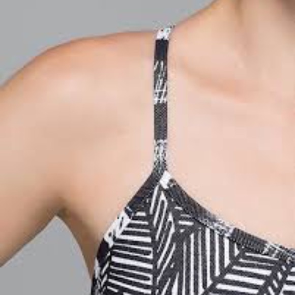 Sold! Lululemon Flow Y Bra IV - Picture 3 of 4