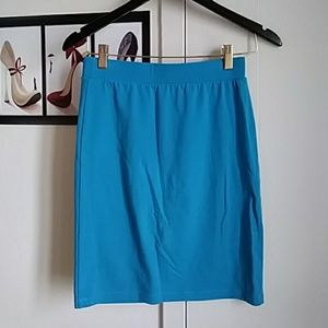 Uniqlo skirt stretch