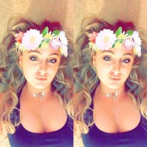 Meet your Posher, Alexis